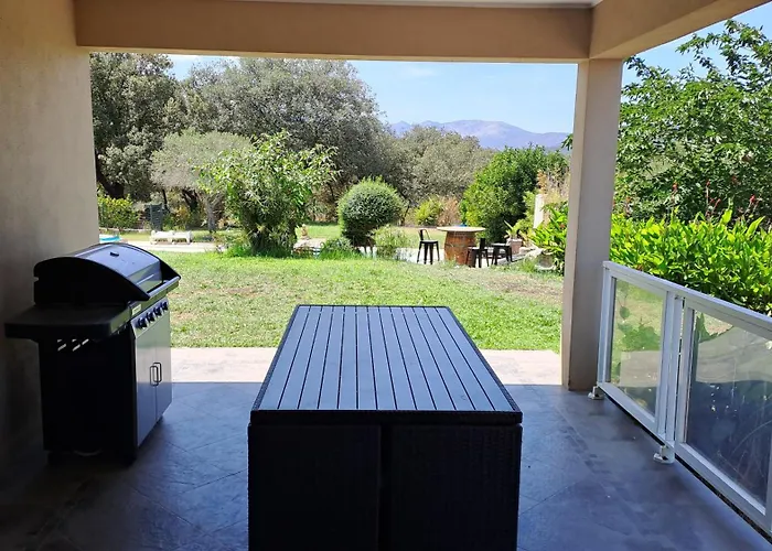 Tres Belle Piscine Jacuzzi Grande Propriete 10 Pers