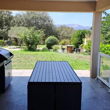 Tres Belle Piscine Jacuzzi Grande Propriete 10 Pers