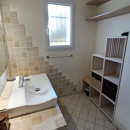 Villa Très Belle Piscine Jacuzzi Grande Propriété 10 Pers *