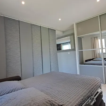 Villa Très Belle Piscine Jacuzzi Grande Propriété 10 Pers *