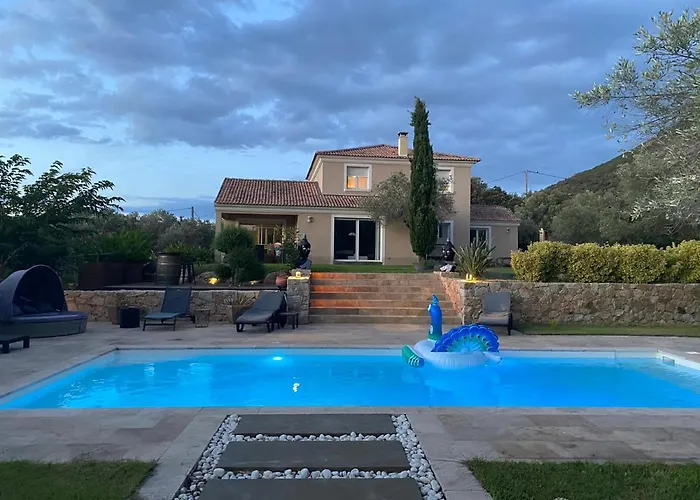 Tres Belle Piscine Jacuzzi Grande Propriete 10 Pers *
